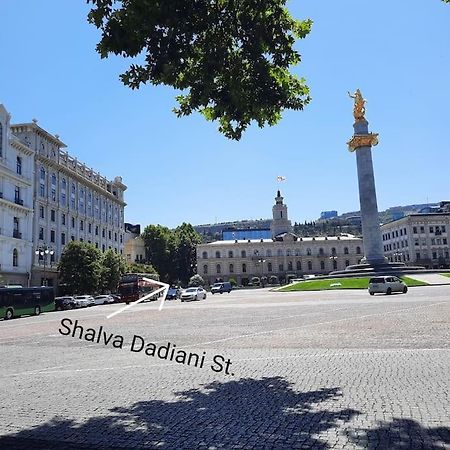 Nataly Apartament-Old Tbilisi Center Ngoại thất bức ảnh