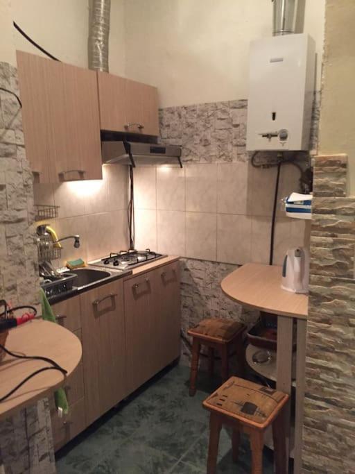 Nataly Apartament-Old Tbilisi Center Ngoại thất bức ảnh